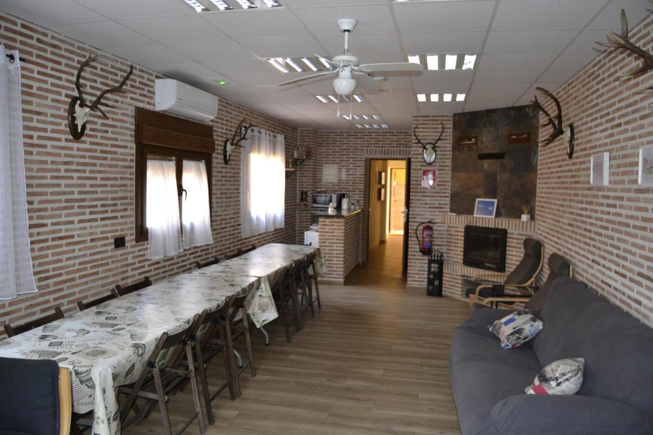 Apartamentos "Casa Rural De Aldea" Aldea del Fresno Esterno foto