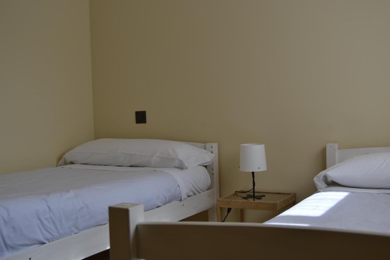 Apartamentos "Casa Rural De Aldea" Aldea del Fresno Esterno foto