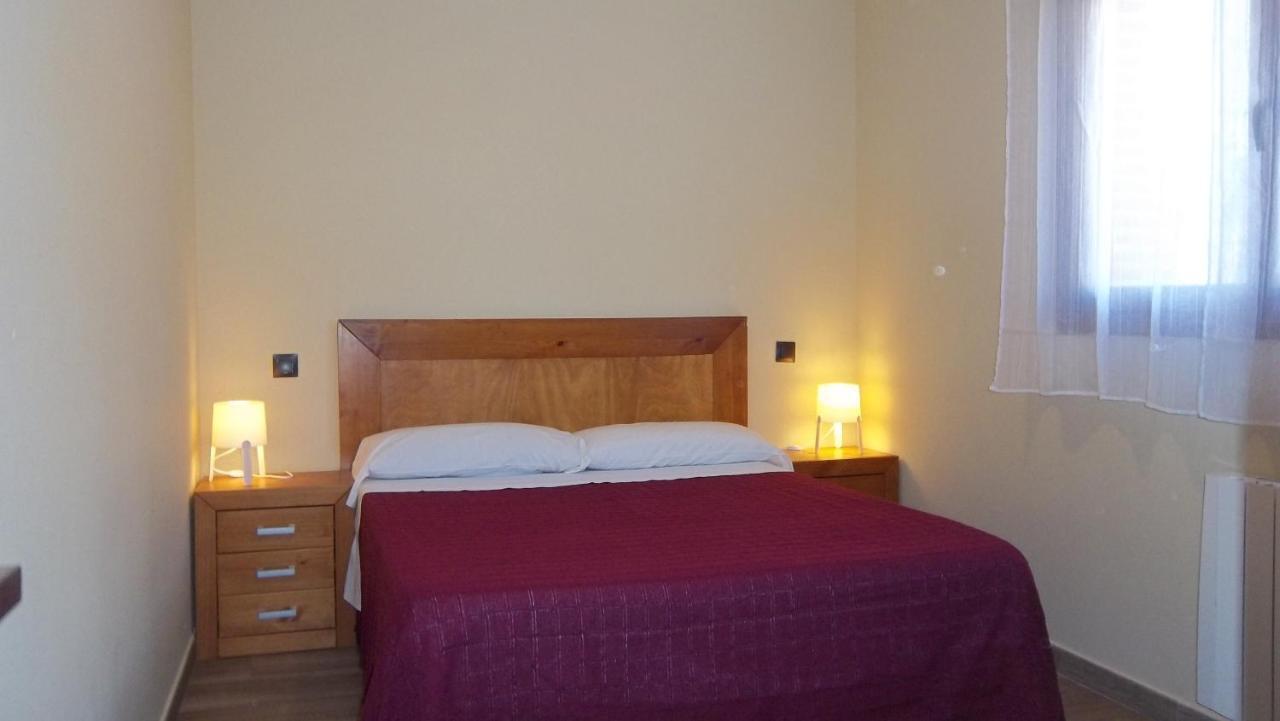 Apartamentos "Casa Rural De Aldea" Aldea del Fresno Esterno foto